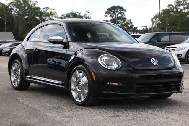 Used 2013 Volkswagen Beetle 2.5 Fender FWD image 18