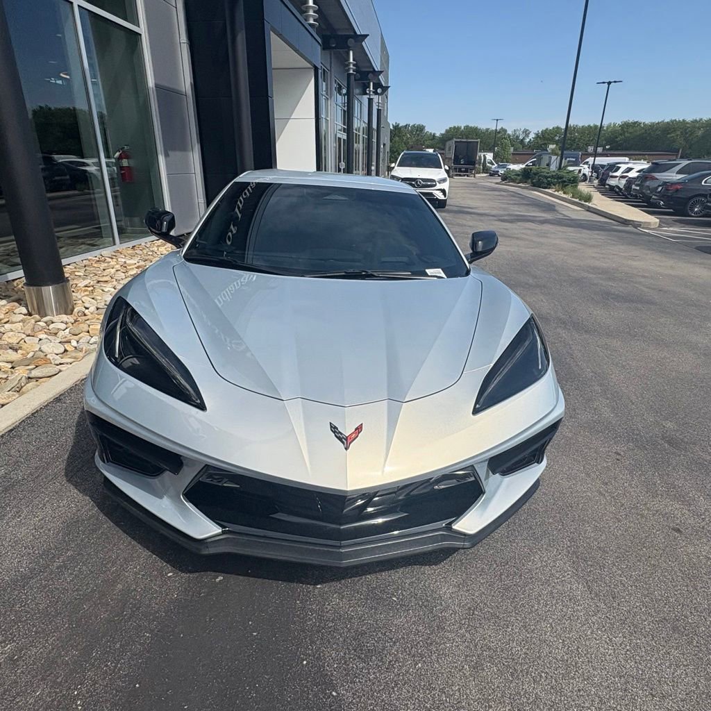 Used 2024 Chevrolet Corvette Stingray Preferred Conv w/ Battery Protection Package RWD image 3