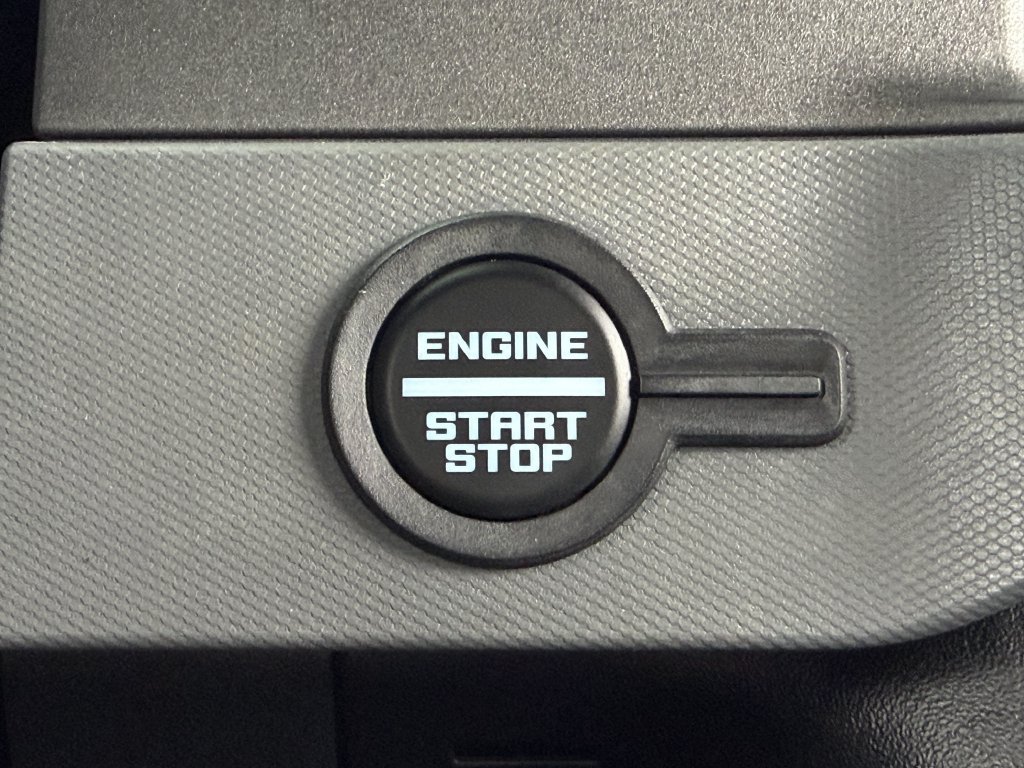 Used 2024 Ford Bronco Black Diamond AWD/4WD image 20