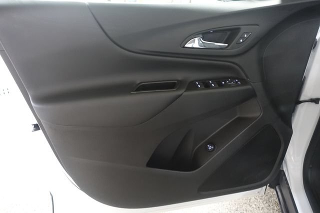 Used 2023 Chevrolet Equinox LT FWD image 9