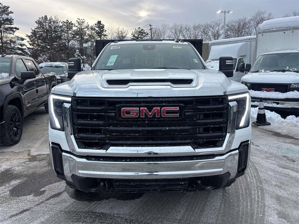 New 2026 GMC Sierra 3500 Pro w/ Convenience Package image 2