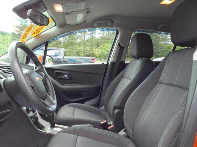 Used 2016 Chevrolet Trax LT AWD/4WD image 11