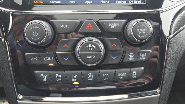 Used 2020 Jeep Grand Cherokee High Altitude image 18
