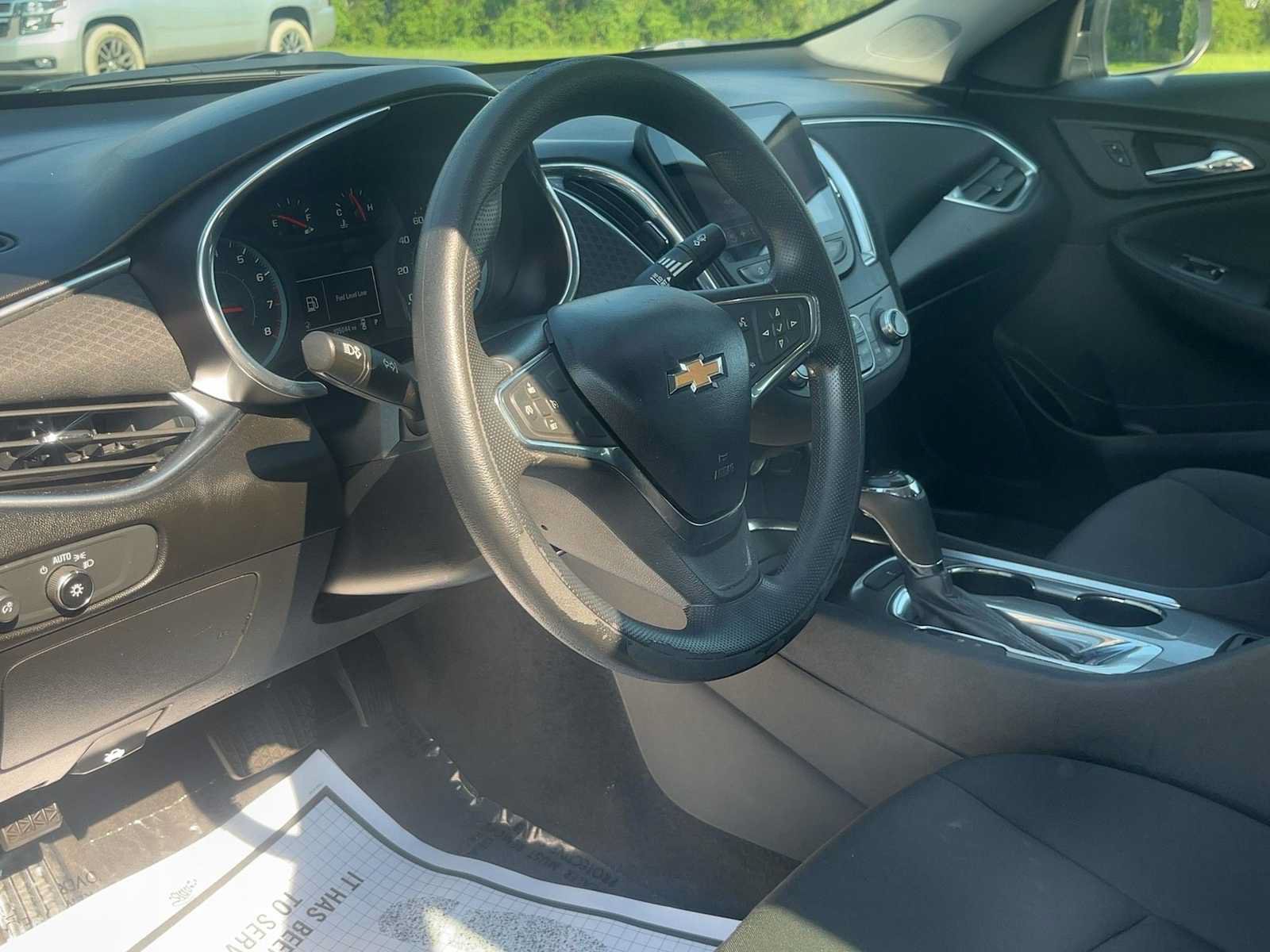 Used 2020 Chevrolet Malibu LT FWD image 14