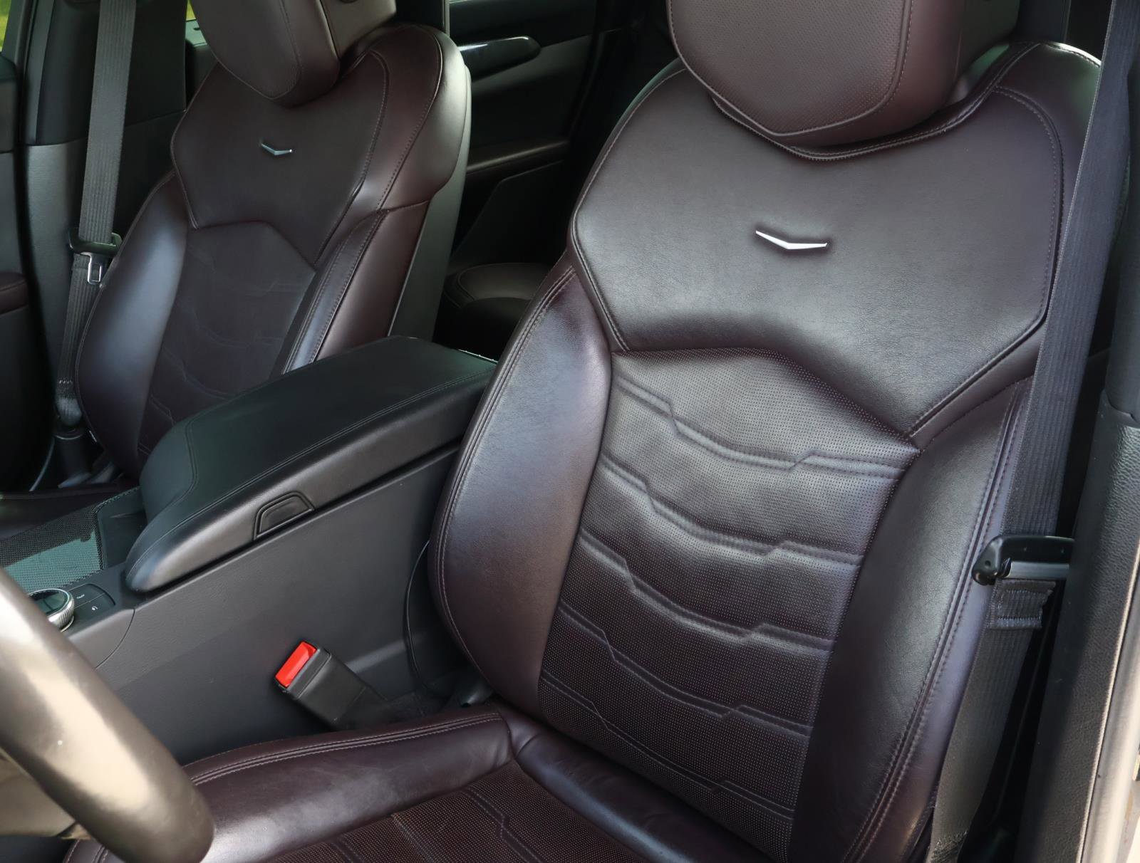 Used 2019 Cadillac CT6 V w/ Driver Assist Package image 19