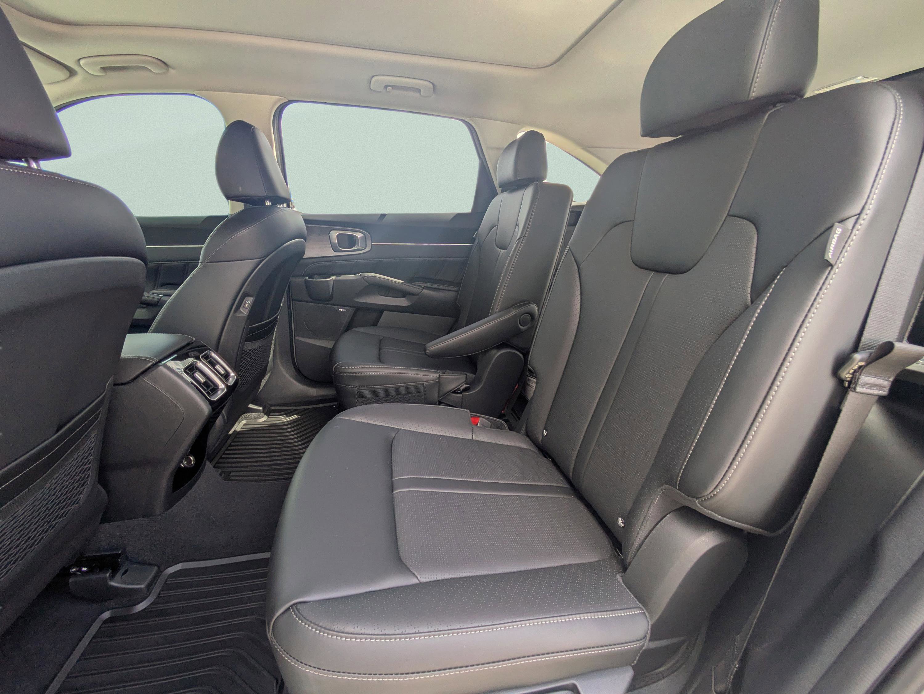 New 2026 Kia Sorento SX image 14