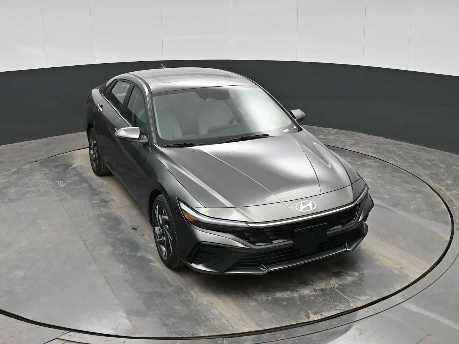 New 2026 Hyundai Elantra Limited image 23