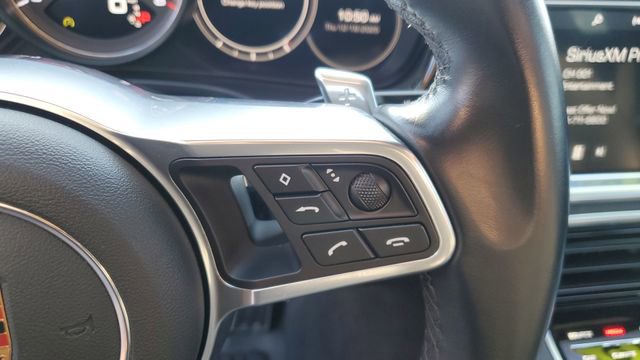 Used 2018 Porsche Panamera 4S image 13