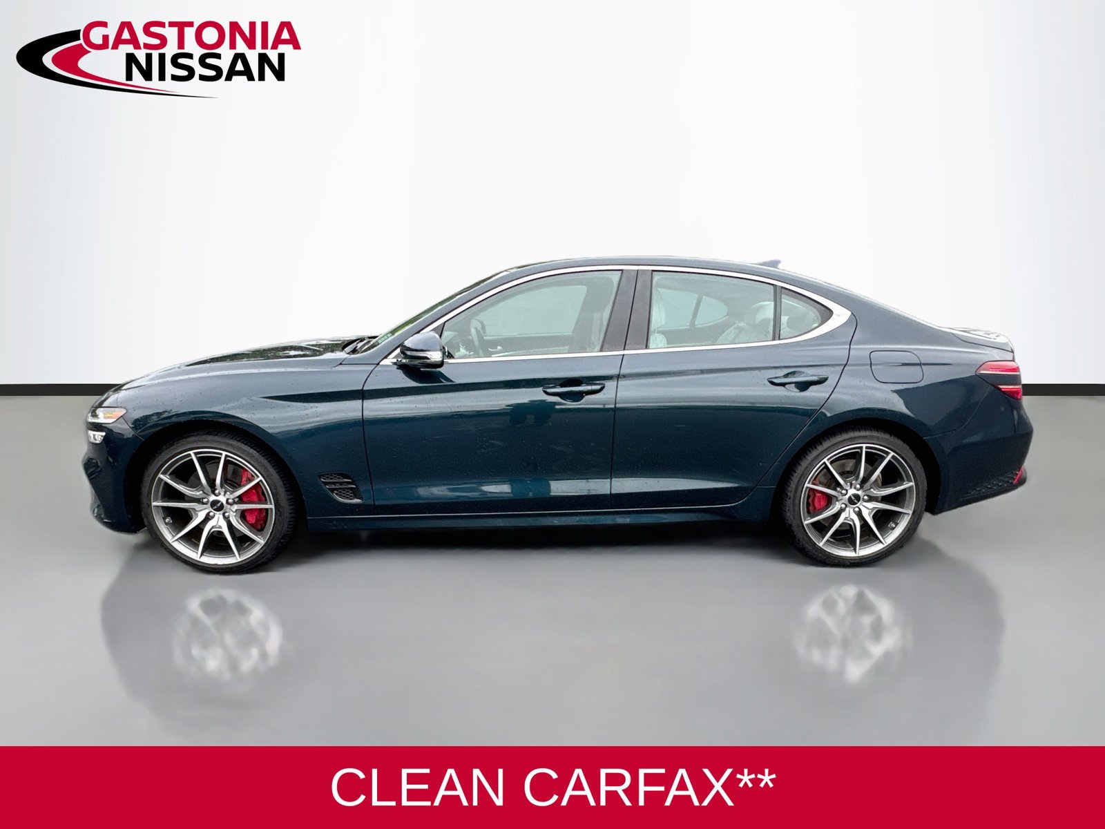 Used 2025 Genesis G70 2.5T AWD/4WD image 5