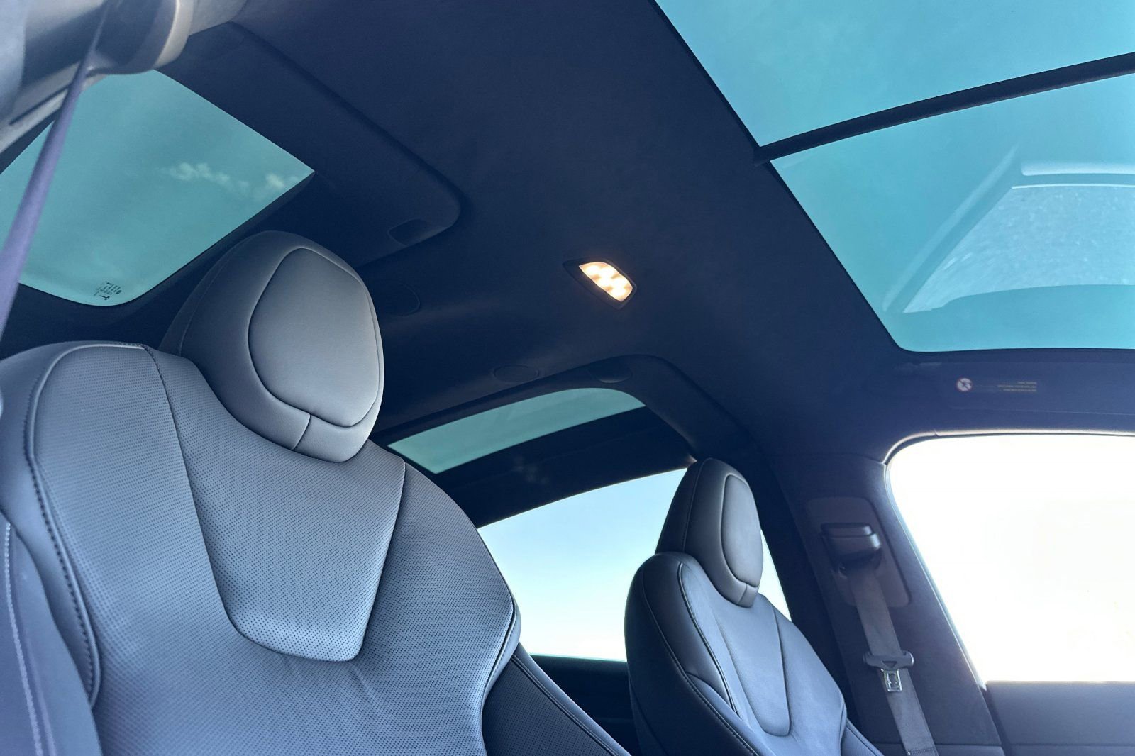 Used 2022 Tesla Model X Plaid image 20