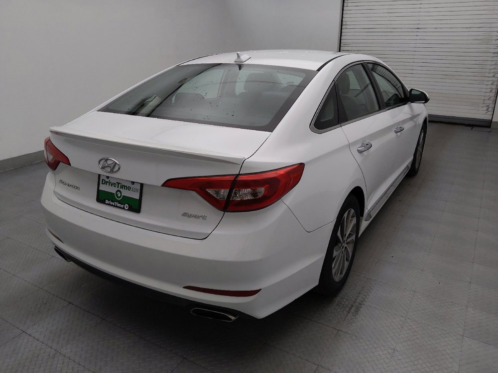 Used 2017 Hyundai Sonata Sport w/ Value Edition Package 02 FWD image 9