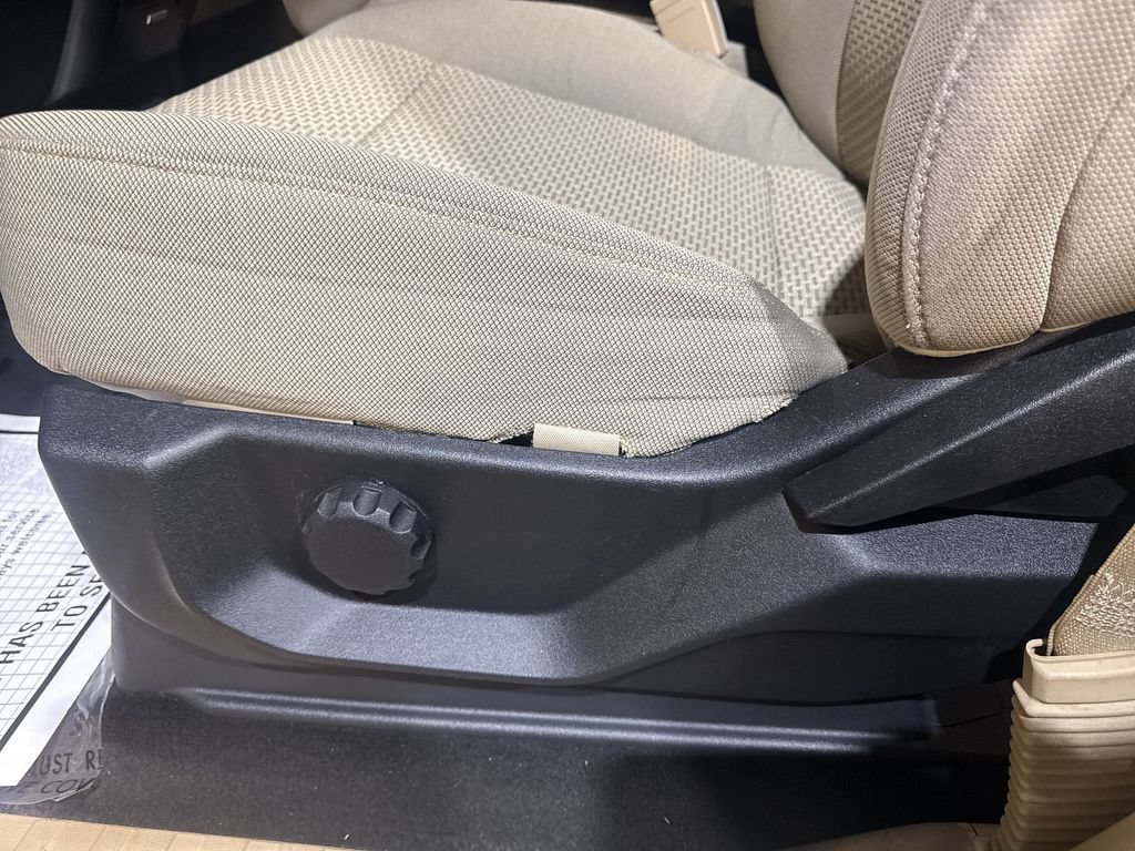 Used 2018 Ford F150 XLT AWD/4WD image 14