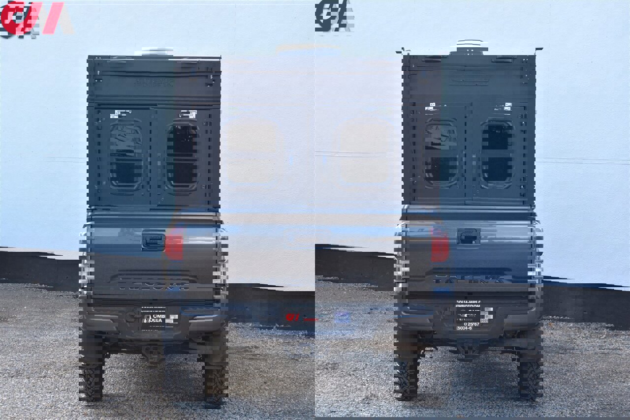 Used 2020 Toyota Tacoma TRD Off-Road w/ TRD Premium Off Road Package image 5