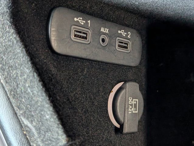 Used 2023 Dodge Challenger SXT image 18