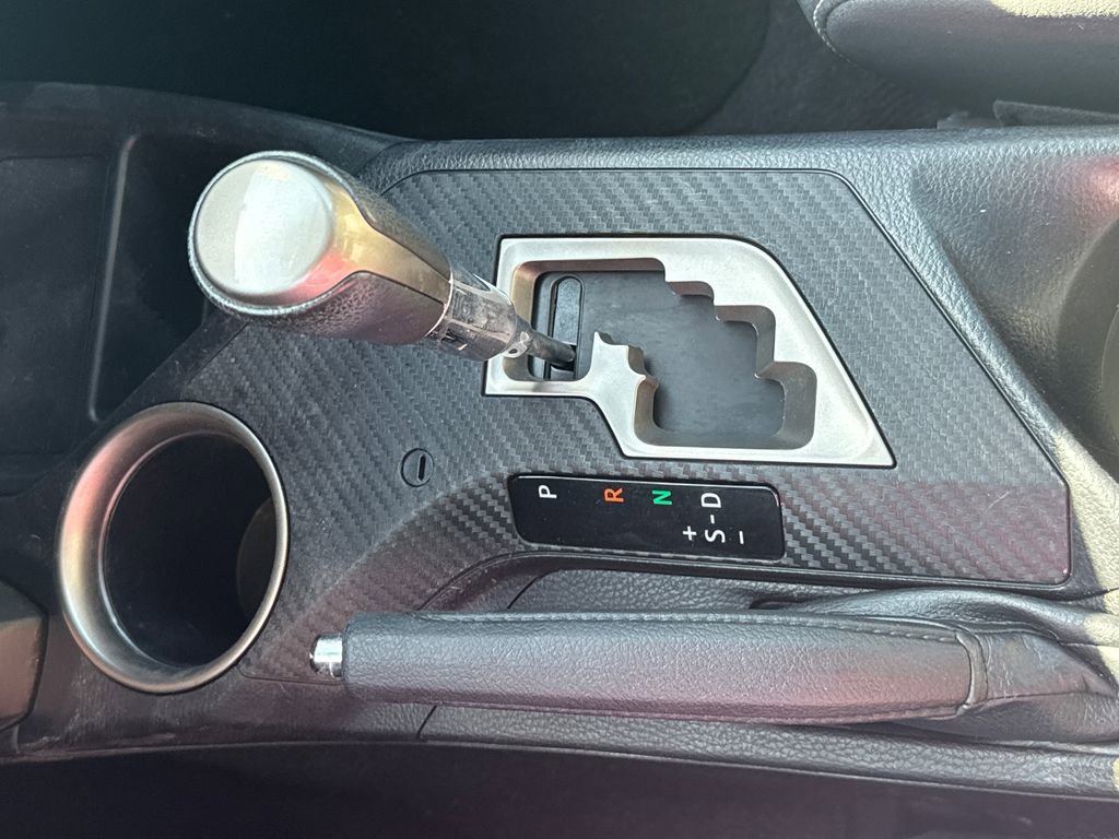 Used 2015 Toyota RAV4 Limited image 31