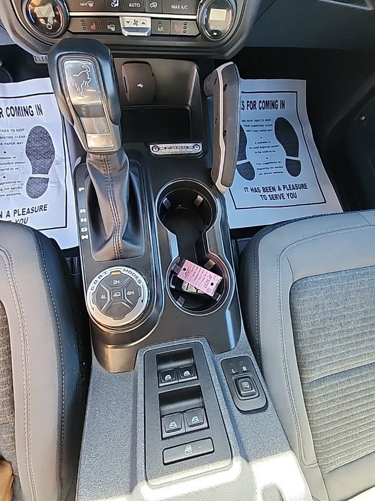 Used 2023 Ford Bronco Outer Banks image 18