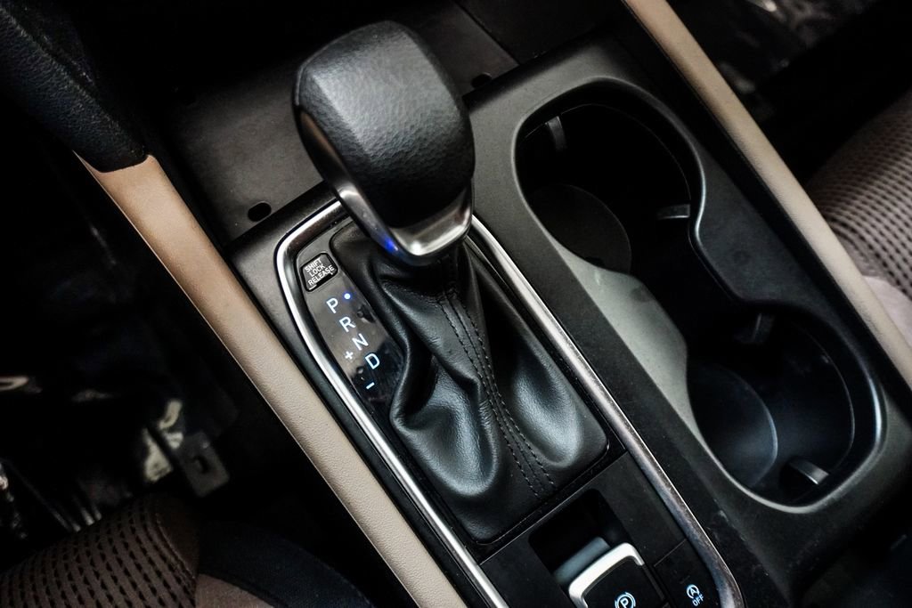 Used 2019 Hyundai Santa Fe SEL image 24