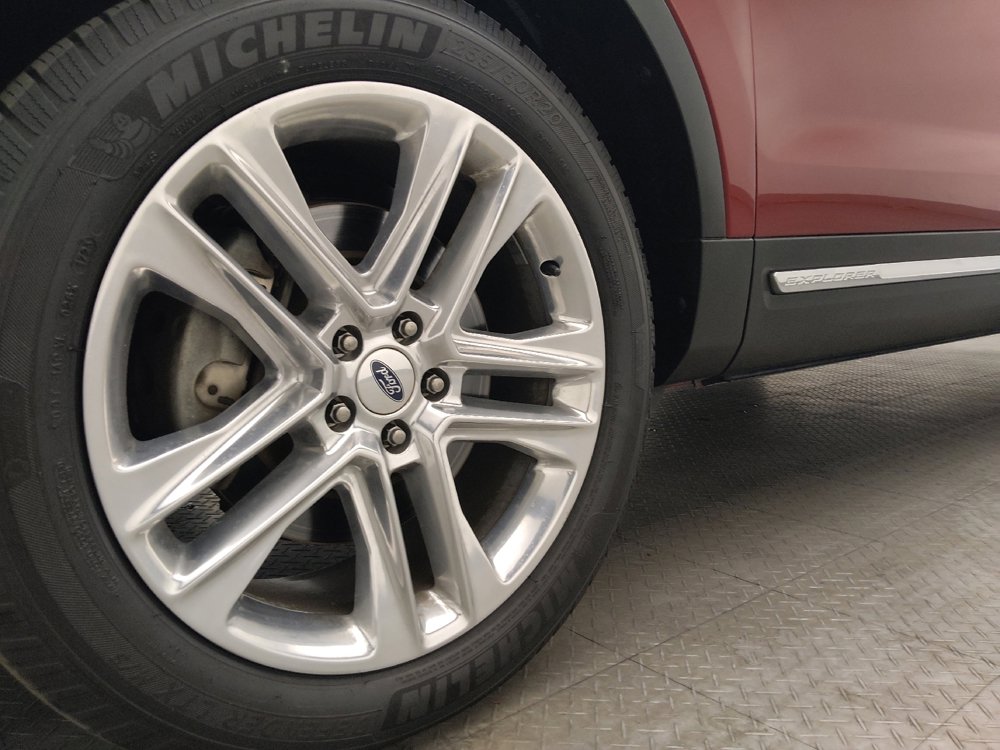 Used 2017 Ford Explorer Limited FWD image 31
