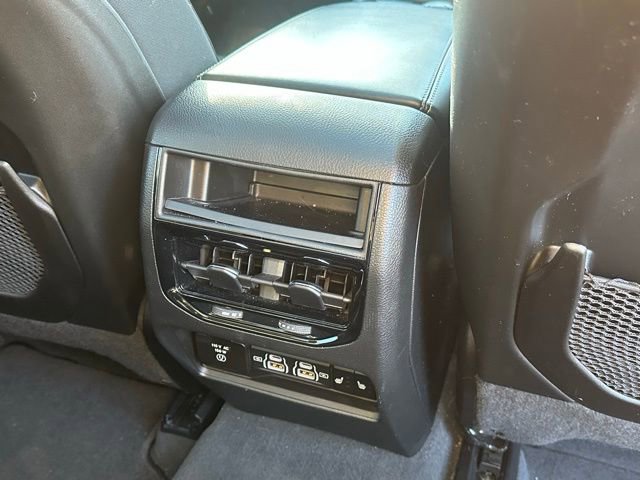 Used 2023 Jeep Grand Cherokee 4WD 4xe image 33