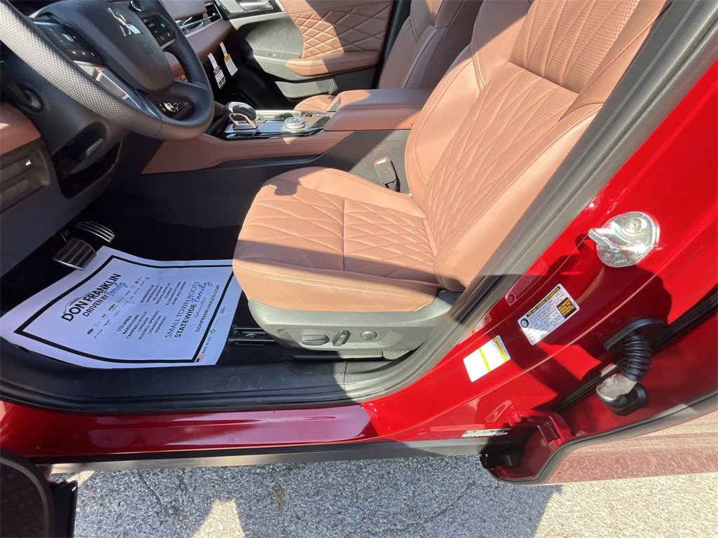 New 2025 Mitsubishi Outlander SEL image 12