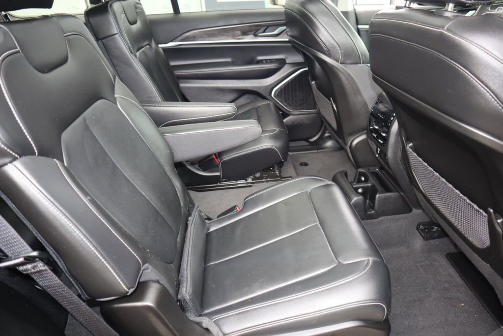 Used 2022 Jeep Grand Cherokee L Limited image 30