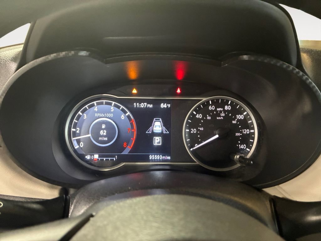 Used 2021 Nissan Versa SV image 20