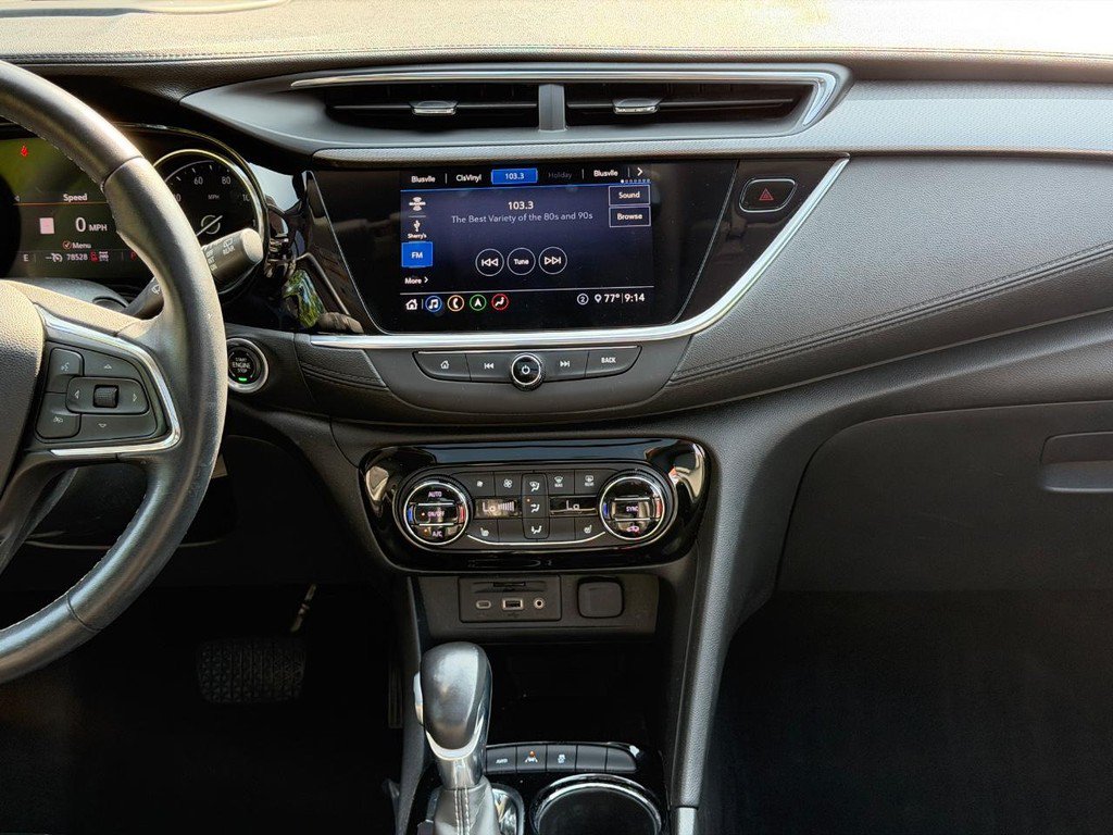 Used 2020 Buick Encore GX Essence w/ Experience Buick Package AWD/4WD image 13