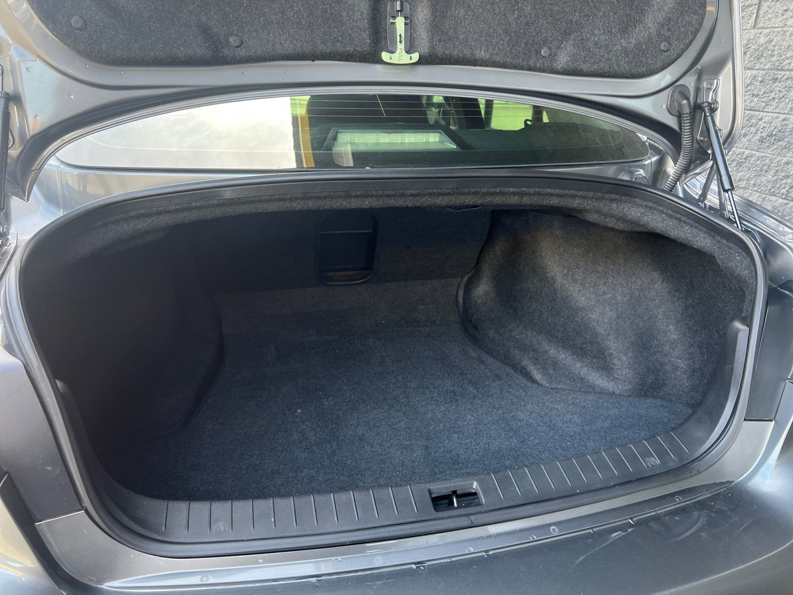 Used 2015 INFINITI Q50 RWD image 18