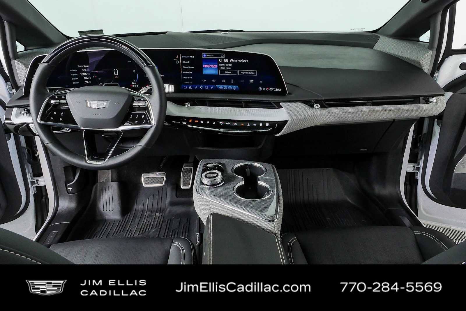 Certified 2025 Cadillac Optiq Luxury 2 w/ LPO, Floor Liner Package AWD/4WD image 18