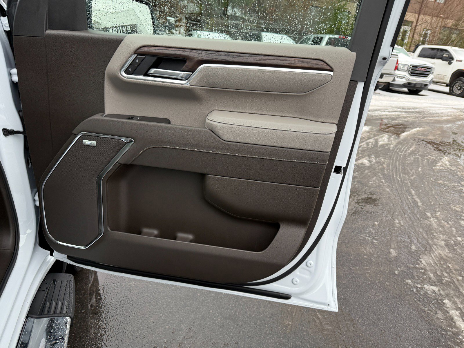 New 2026 GMC Sierra 1500 SLT w/ SLT Premium Package image 23