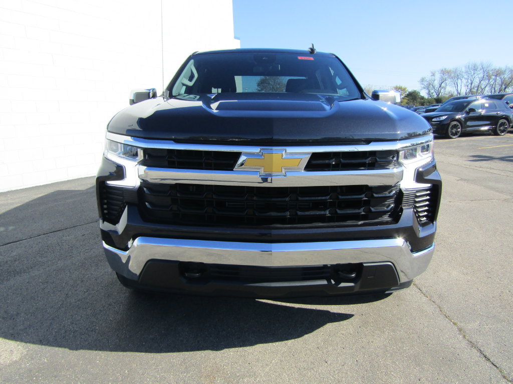Used 2024 Chevrolet Silverado 1500 LT AWD/4WD image 10