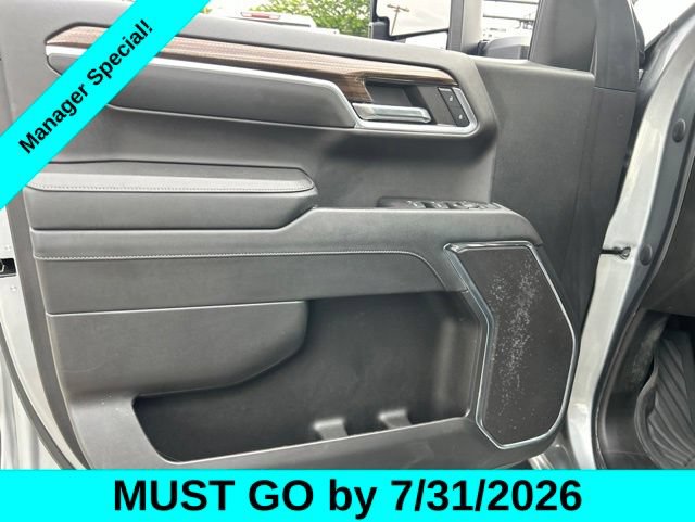 Used 2023 Chevrolet Silverado 1500 RST w/ Max Trailering Package AWD/4WD image 11