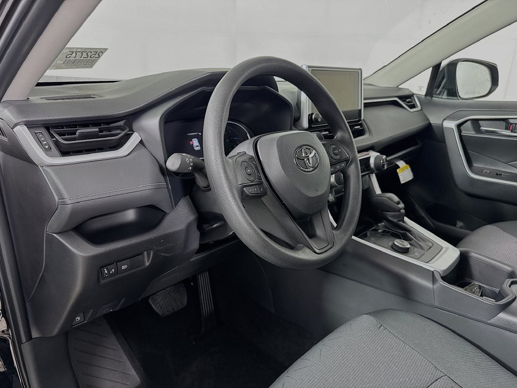 New 2025 Toyota RAV4 XLE w/ Convenience Package AWD/4WD image 11