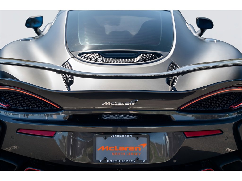 Used 2017 McLaren 570S image 29