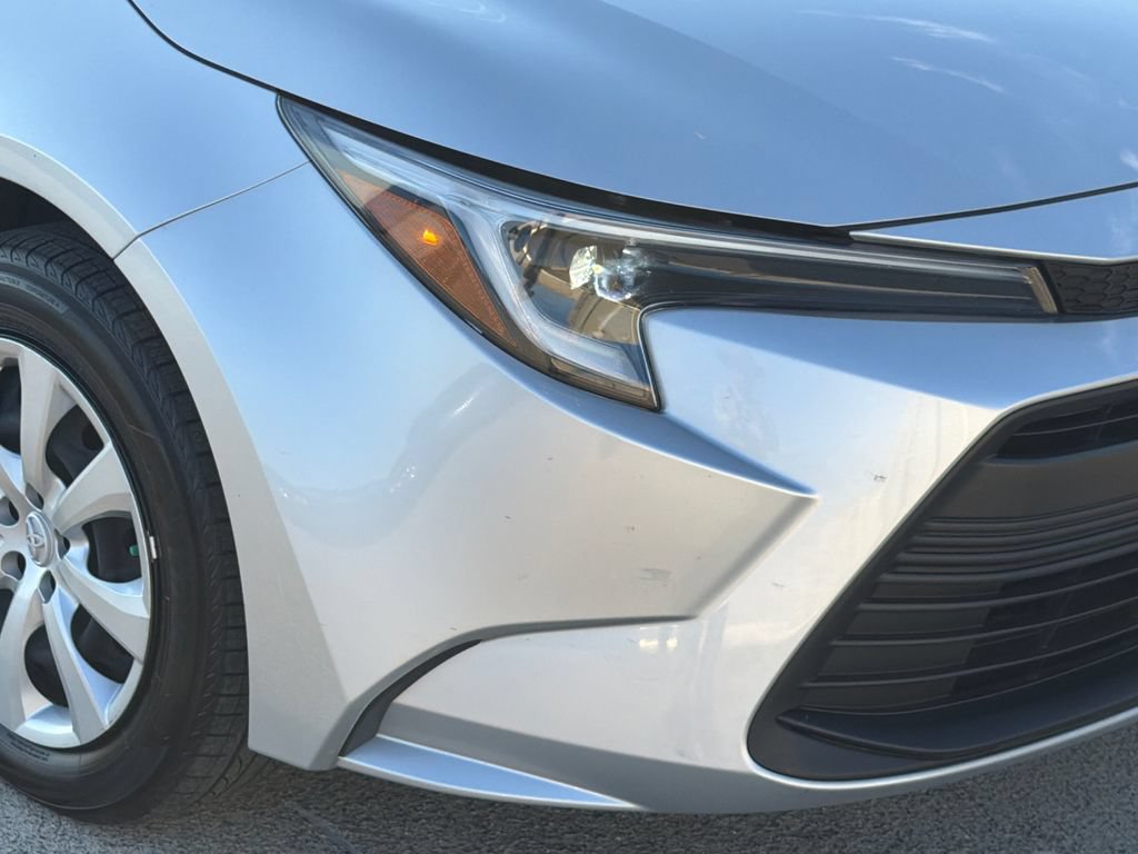 Used 2024 Toyota Corolla LE FWD image 7