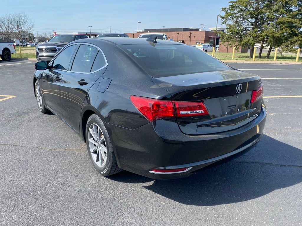 Used 2018 Acura TLX image 7