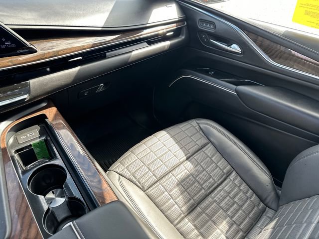 Used 2023 Cadillac Escalade Sport Platinum w/ LPO, ONYX Package image 24