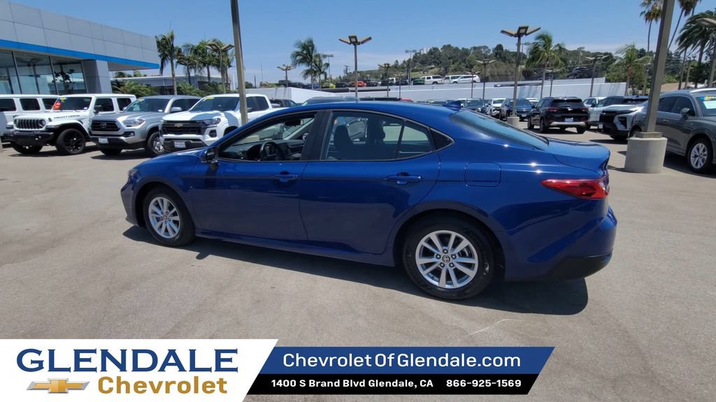 Used 2025 Toyota Camry LE FWD image 6