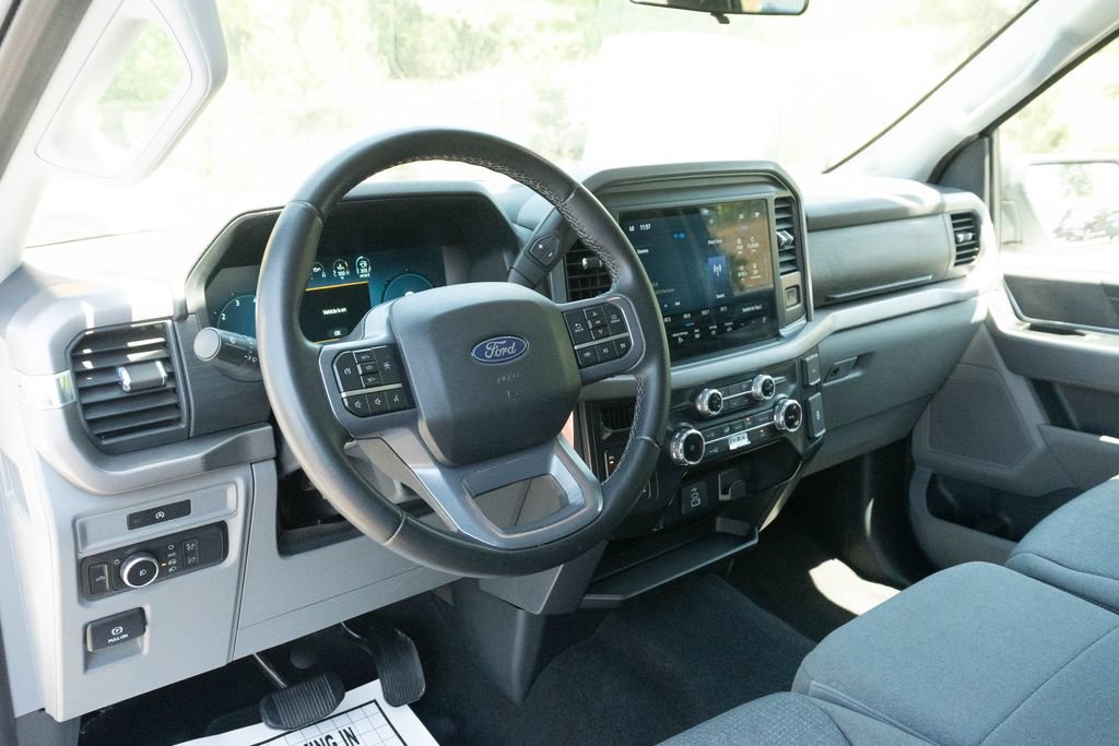 Used 2025 Ford F150 XLT w/ Equipment Group 301A Standard AWD/4WD image 16
