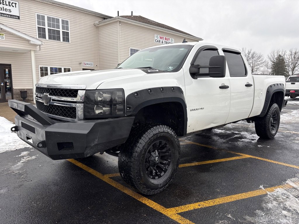 Used 2014 Chevrolet Silverado 2500 LT w/ Suspension Package, Off-Road image 2