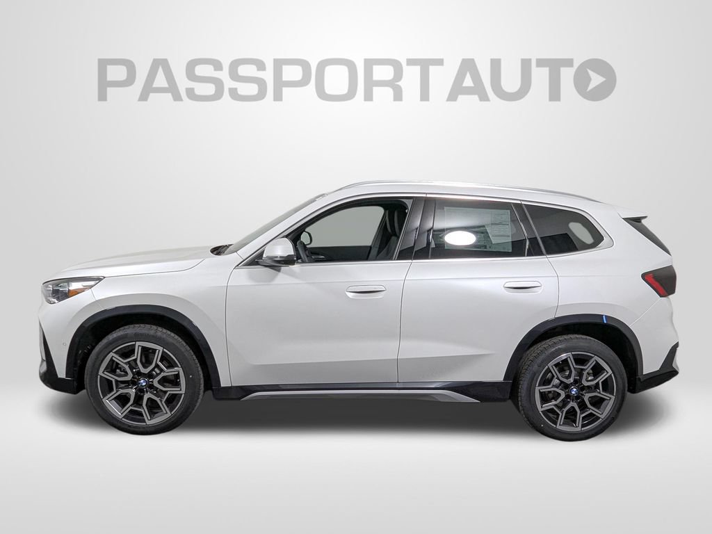 New 2026 BMW X1 xDrive28i w/ Technology Package AWD/4WD image 2