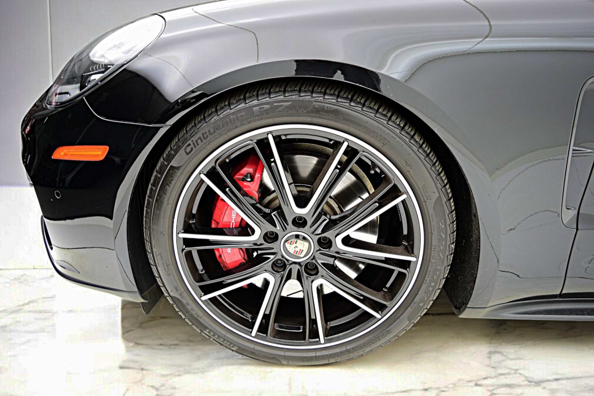 Used 2023 Porsche Panamera GTS image 39