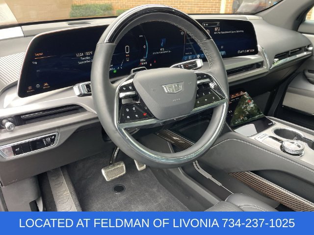 Certified 2026 Cadillac Vistiq Sport w/ LPO, Floor Liner Package AWD/4WD image 10