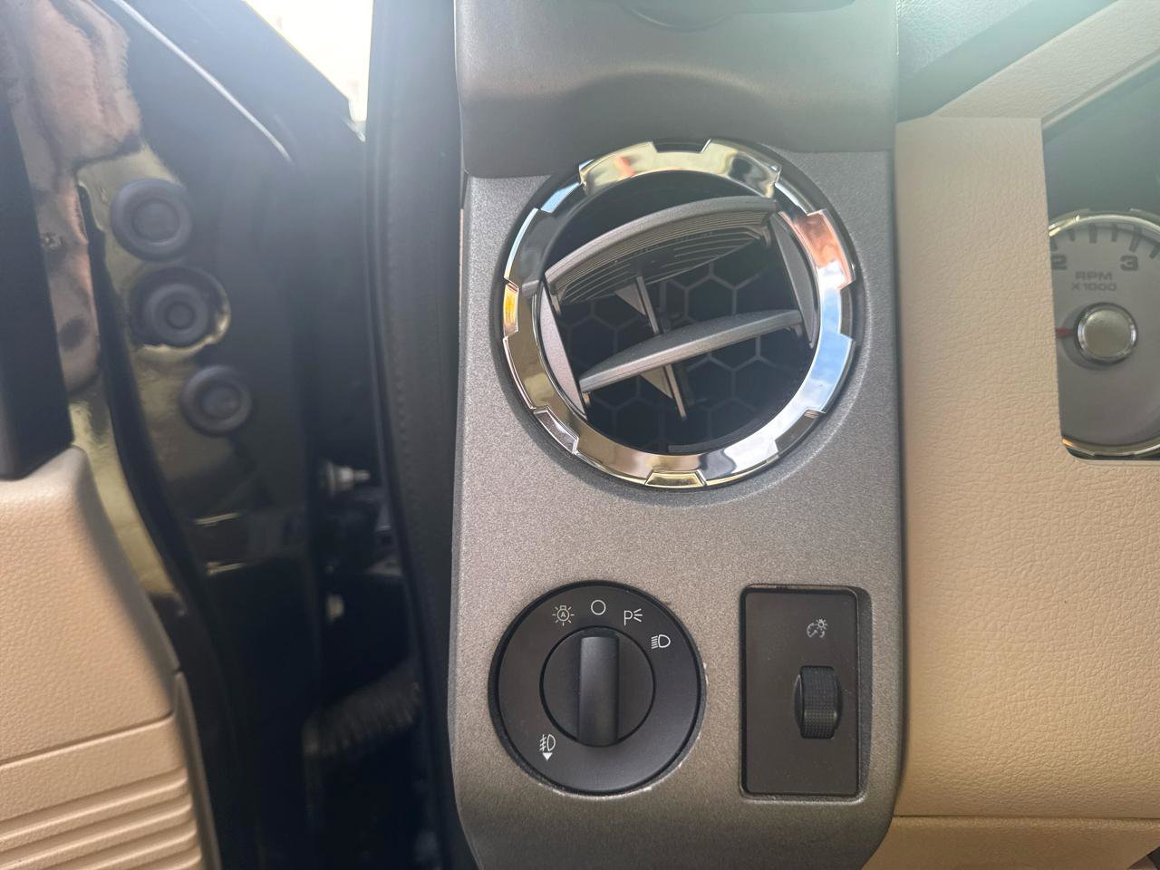 Used 2008 Ford F350 Lariat AWD/4WD image 23