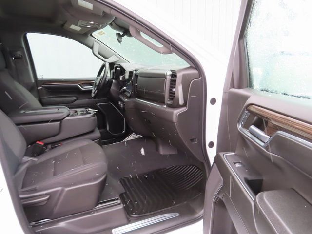 Used 2024 Chevrolet Silverado 1500 LT image 25