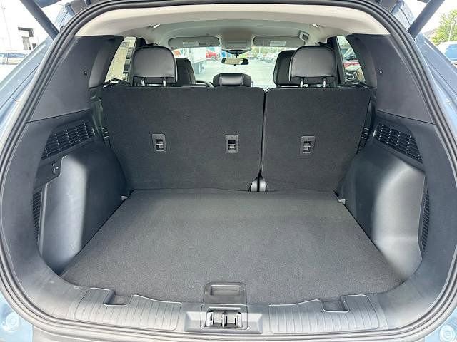 New 2024 Ford Escape SE image 9