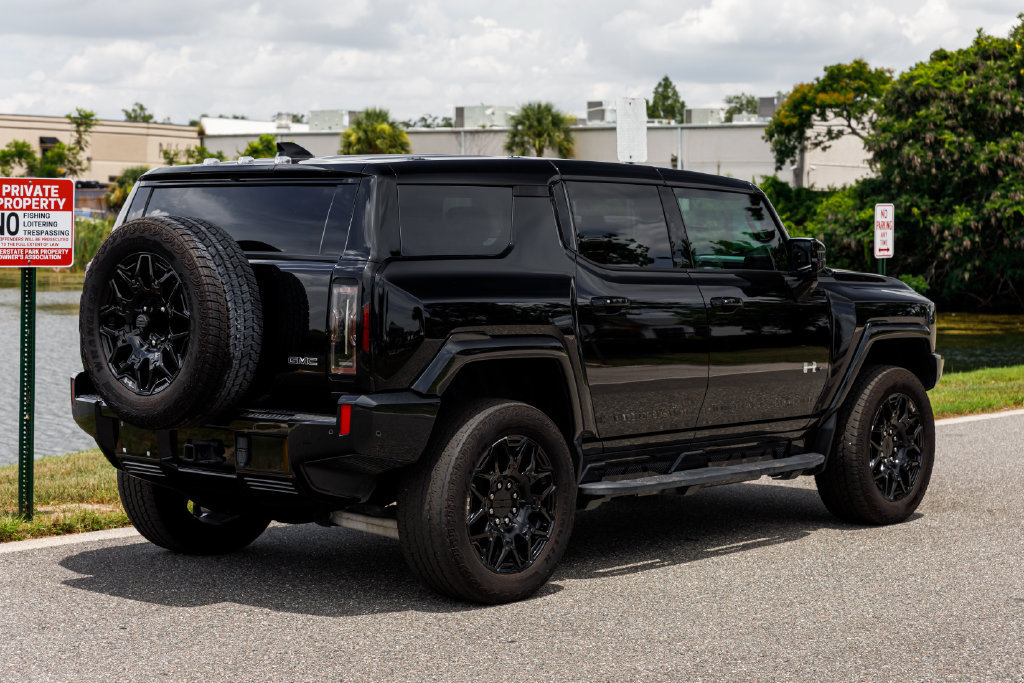 Used 2025 GMC Hummer EV 2X AWD/4WD image 3