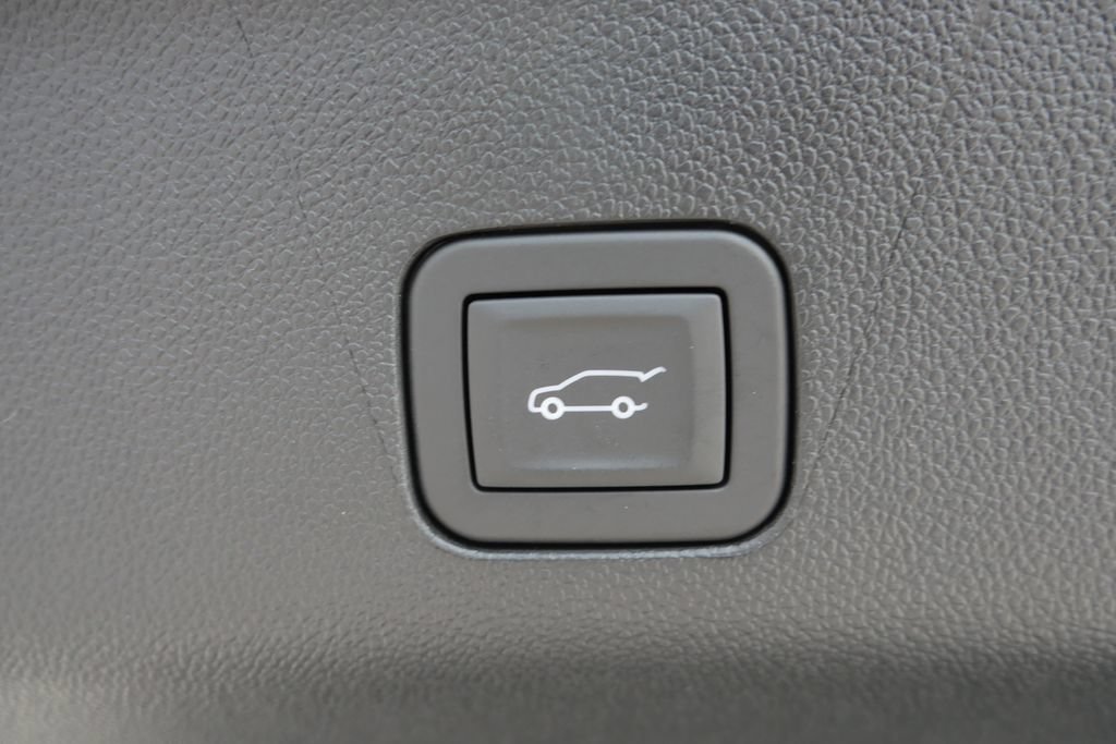 New 2026 Chevrolet Tahoe Premier AWD/4WD image 12