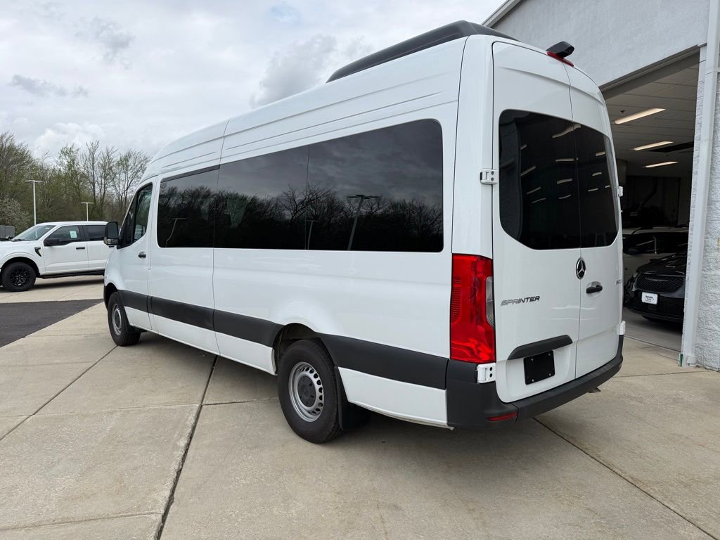 Used 2025 Mercedes-Benz Sprinter 2500 image 9
