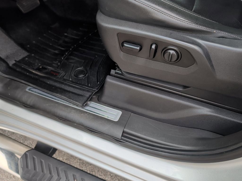 Used 2021 GMC Sierra 1500 SLT image 14